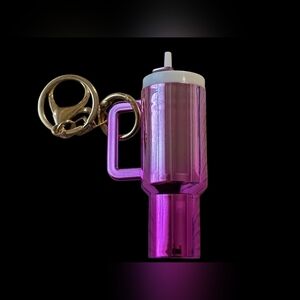 Pink Rhinestone Tumbler Keychain – Mini Sparkle Stanley-Inspired Cup